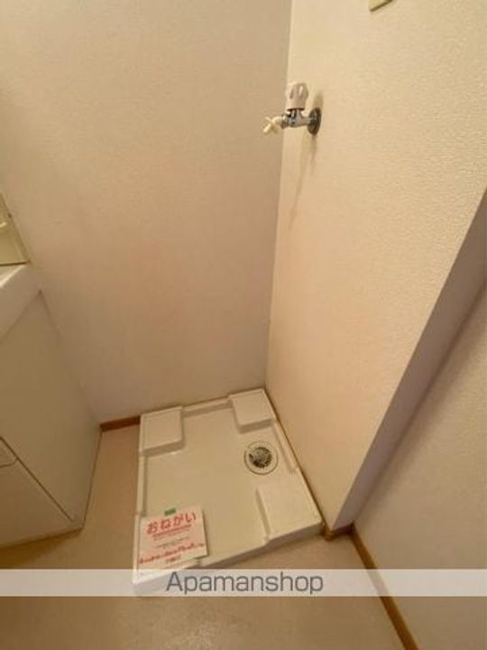 香川県高松市御厩町の賃貸アパートの内装