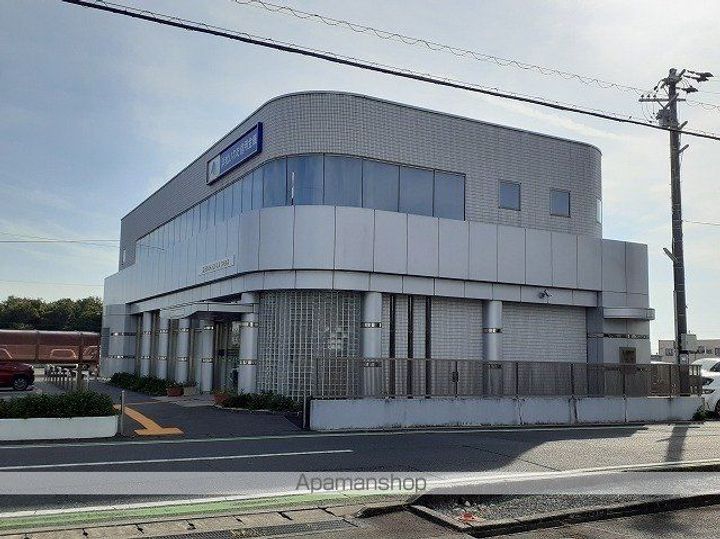 レオパレスピュアフルの周辺