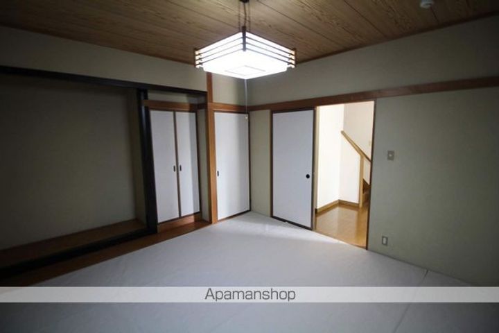 広島県広島市西区草津新町2丁目(一戸建)の賃貸物件戸建ての玄関