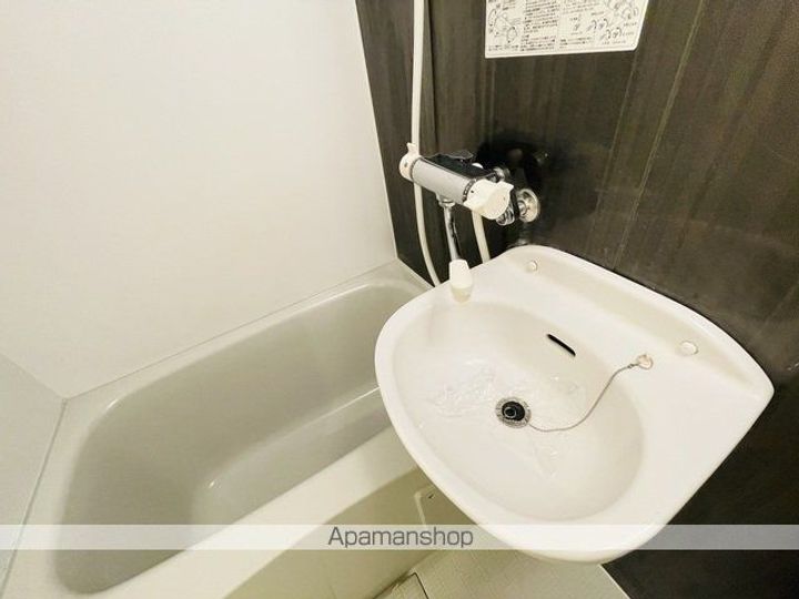 神奈川県横浜市中区根岸町3丁目の賃貸アパートのその他画像