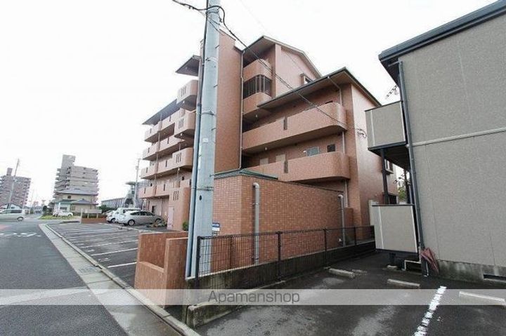 ユーミー伏石の外観