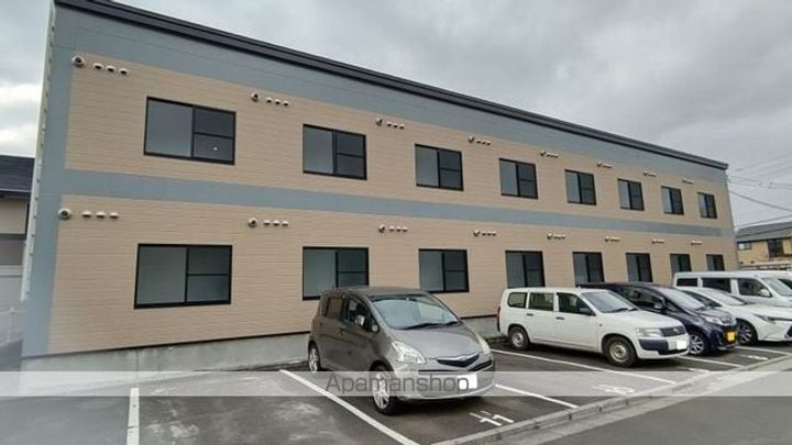レオパレスタウンコート石川Ⅱ101の外観