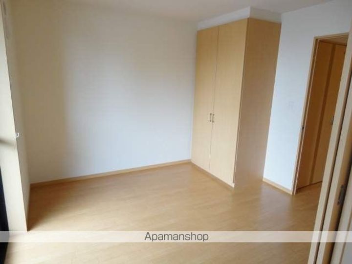 茨城県牛久市柏田町の賃貸アパートの内装