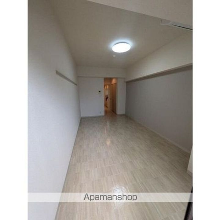 ファーニッシュ山王の居間