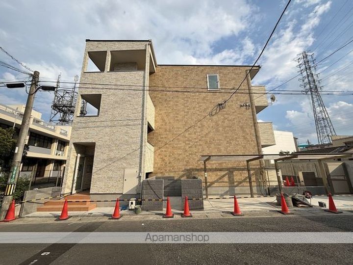 WELLDENCE鳩ケ谷の外観