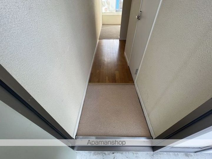 ソレーユ104の玄関