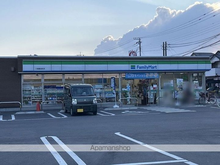 レオパレスローズの周辺