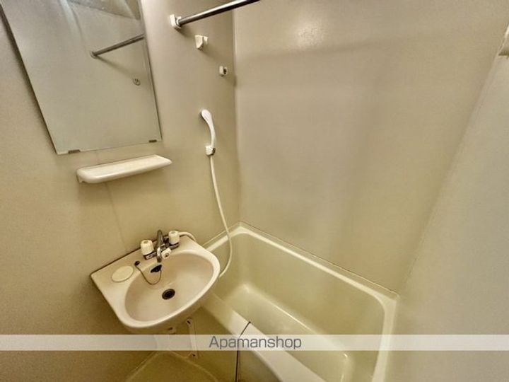 レオパレスAPPROACH 1302の風呂