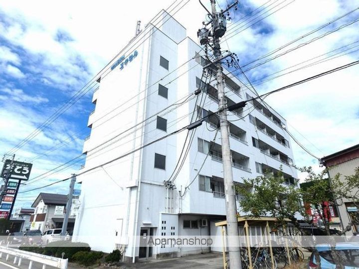 マンションエクセルの外観