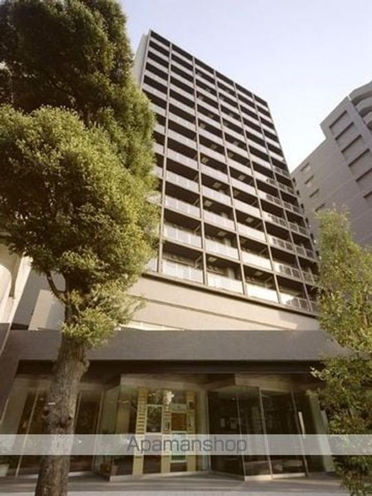 東京都渋谷区千駄ヶ谷4丁目の賃貸マンションの外観