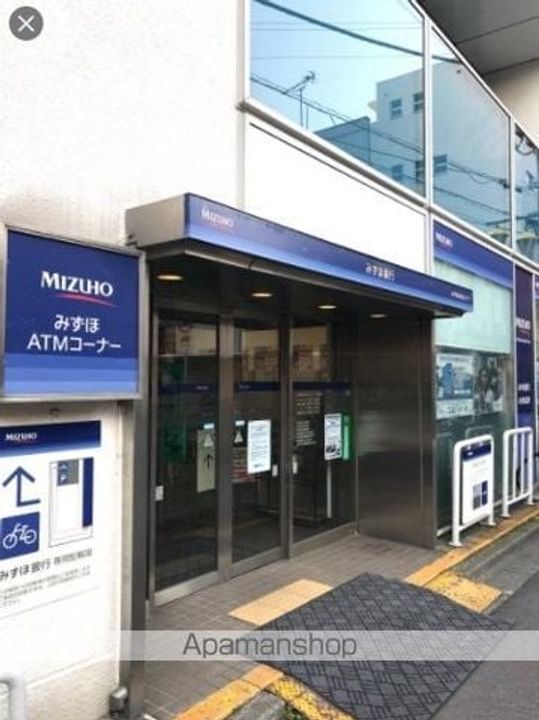 GRANDE TAKASAGOの周辺