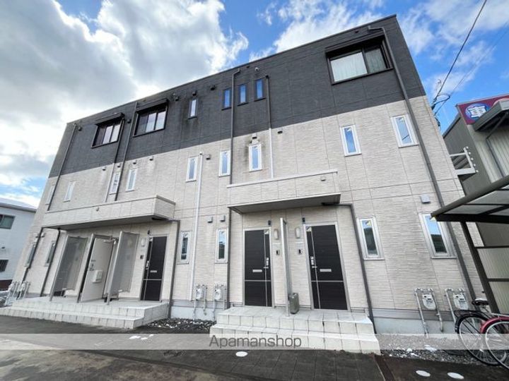 滋賀県大津市本堅田6丁目の賃貸アパートの外観