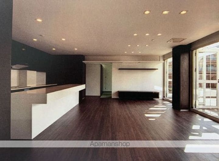 リアリティ福岡の居間