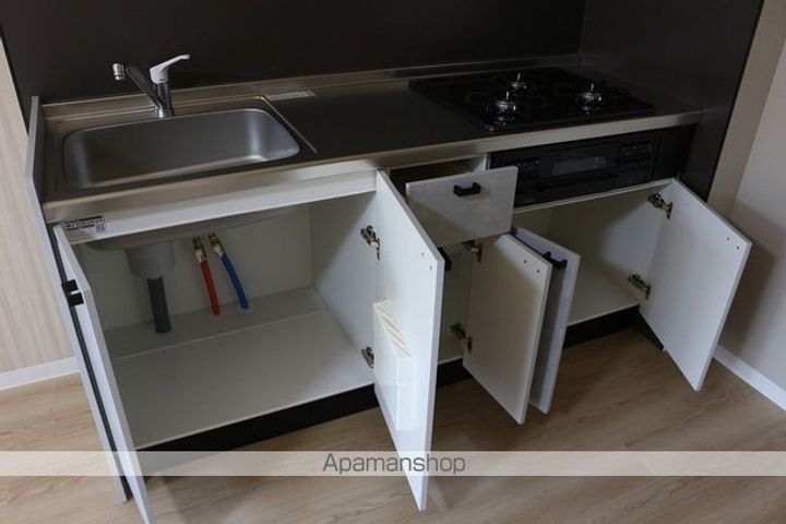 広島県福山市南松永町3丁目の賃貸アパートの内装