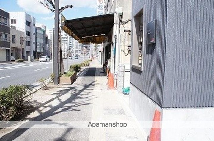 リブリ・エイリアスのその他画像