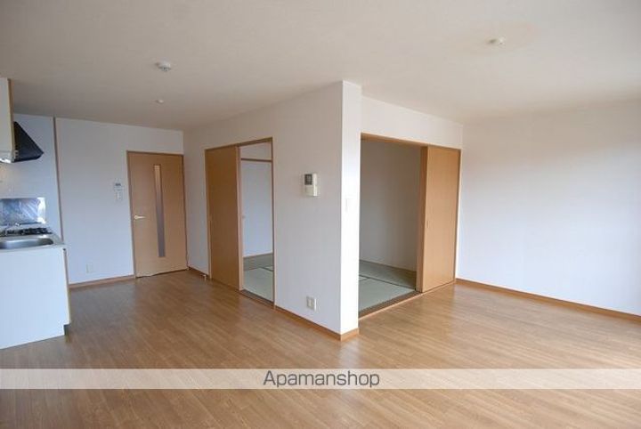 LIMPIA高峯の内装