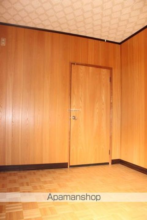 広島県尾道市栗原東1丁目の賃貸マンション301の内装