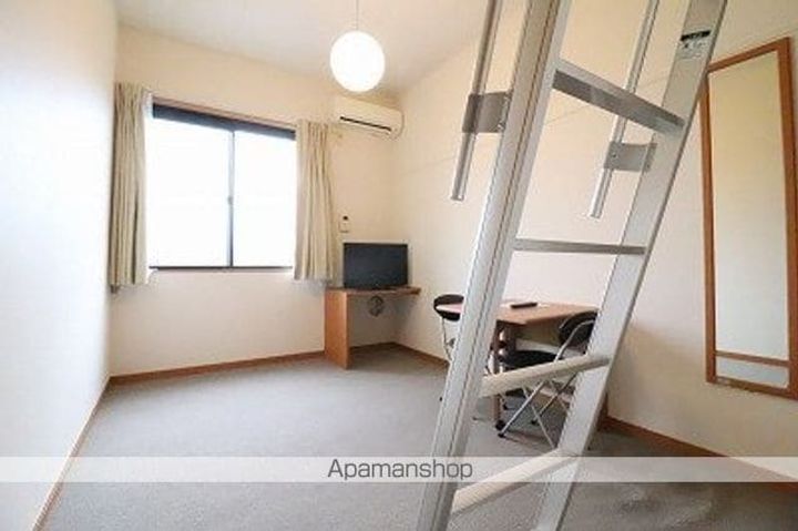 レオパレスクレールの居間