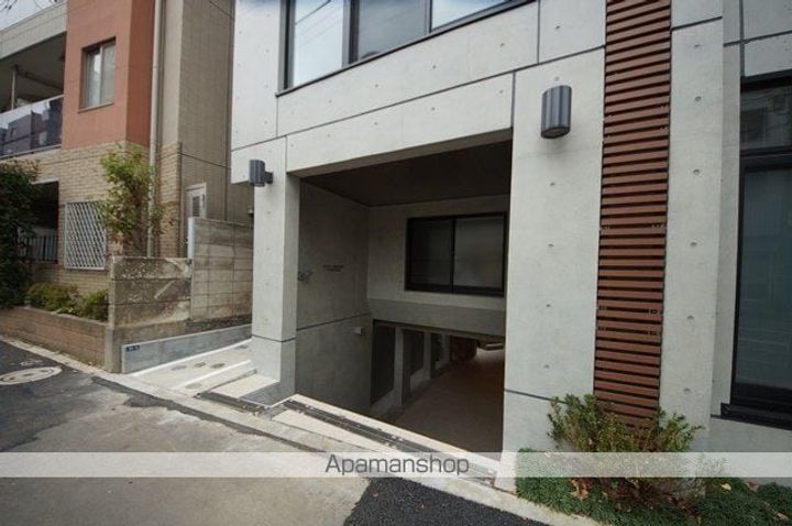 FIKA代々木上原(旧リビオメゾン代々木上原)の外観