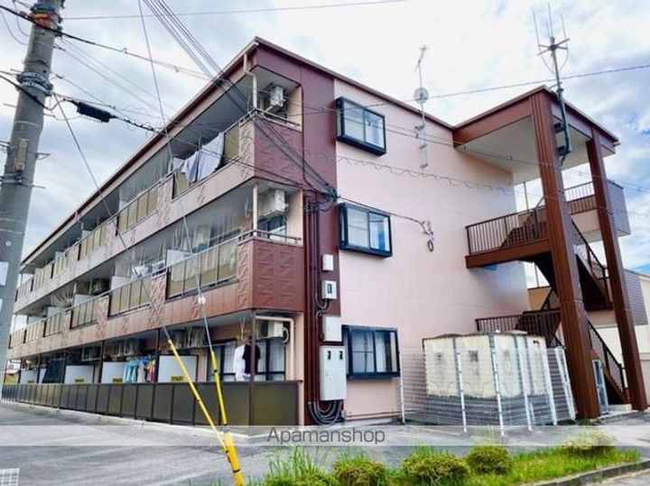 滋賀県米原市中多良2丁目の賃貸アパートの外観