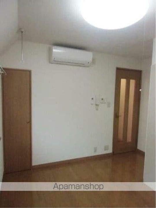 フローラ4の居間