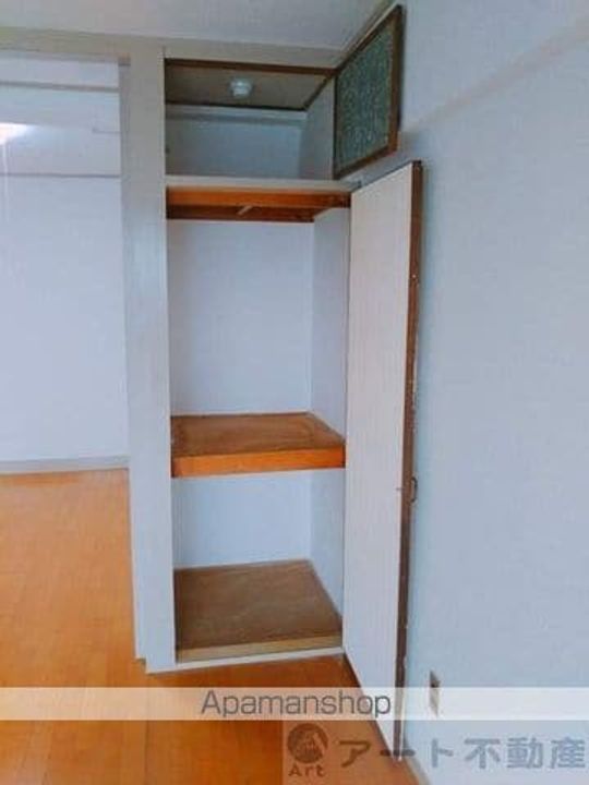 愛媛県松山市石手4丁目の賃貸マンションの内装