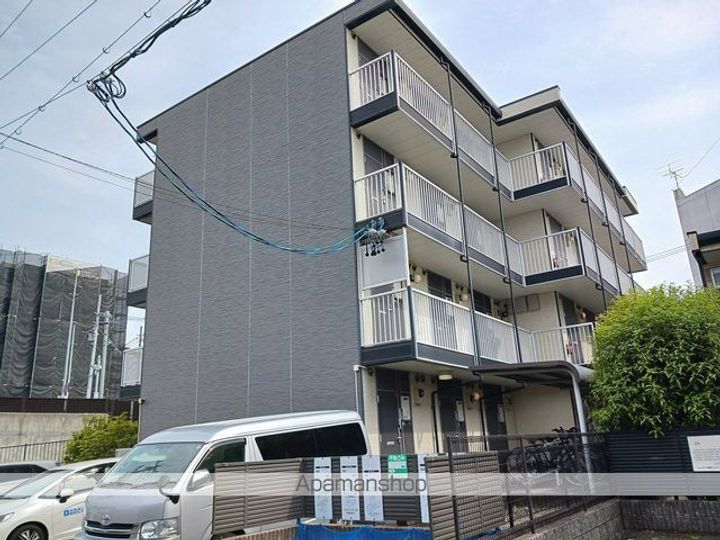 レオパレス辻町401の外観