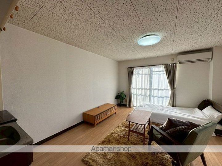 福岡県福岡市東区和白3丁目の賃貸マンションの居間