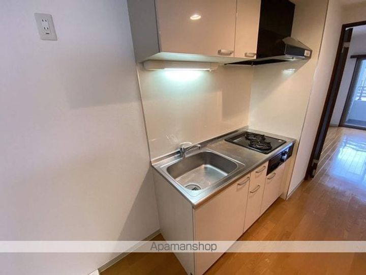 宮城県仙台市宮城野区榴岡3丁目の賃貸マンション702のキッチン