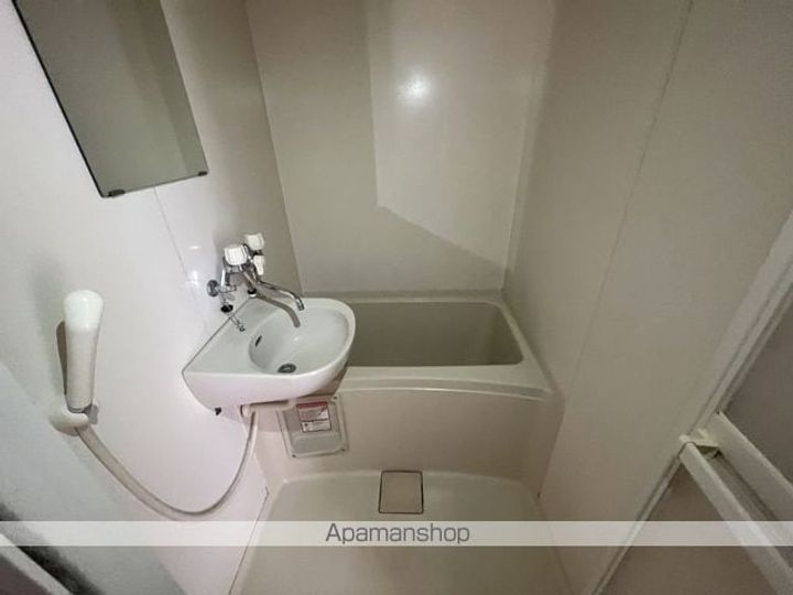 ソレーユ104の風呂