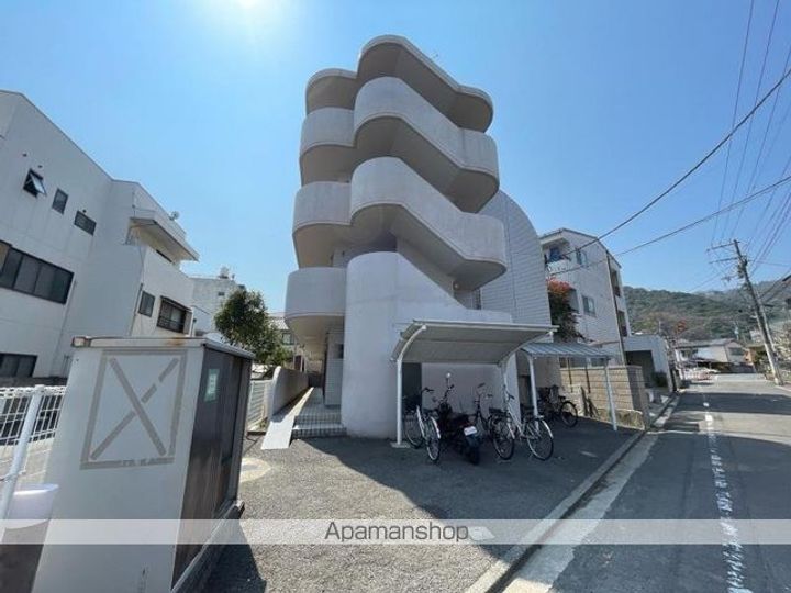 メゾン宮脇町305の外観