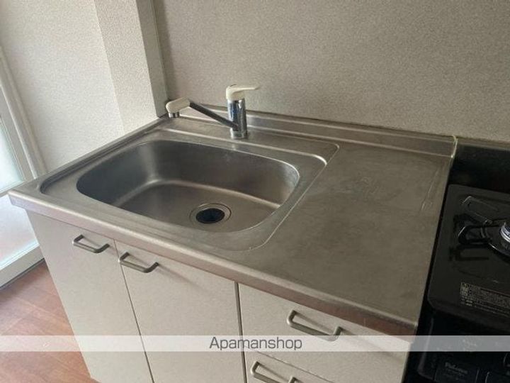 香川県高松市亀田町の賃貸アパートの内装