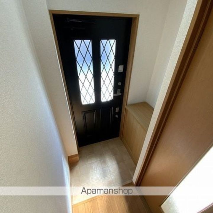 長野県伊那市上牧の賃貸アパート102の玄関