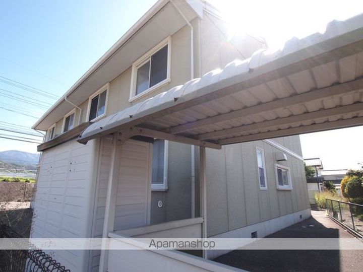 グラース関102の外観