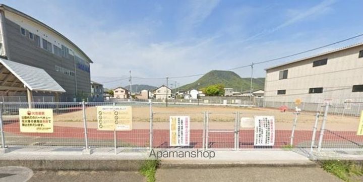 香川県高松市国分寺町新居の賃貸アパートの周辺