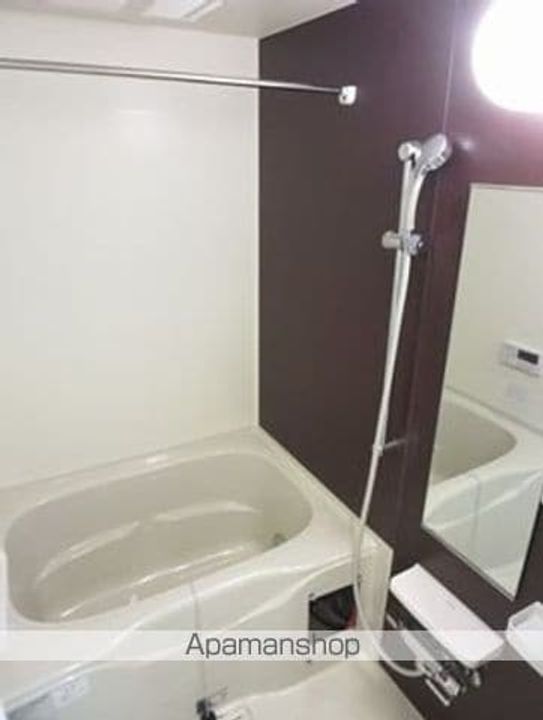 東京都国分寺市本多2丁目の賃貸マンションの風呂