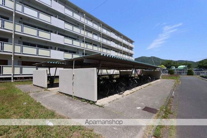 ビレッジハウス牟礼1号棟の外観