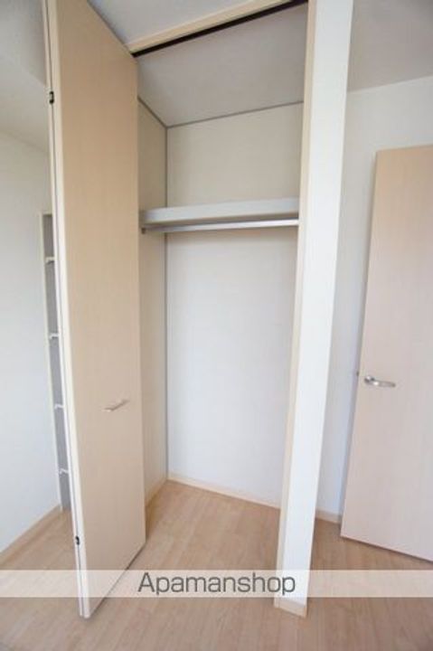 パレスバーディスA棟202の内装