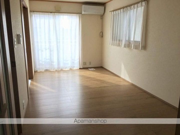 オークヒル103の居間