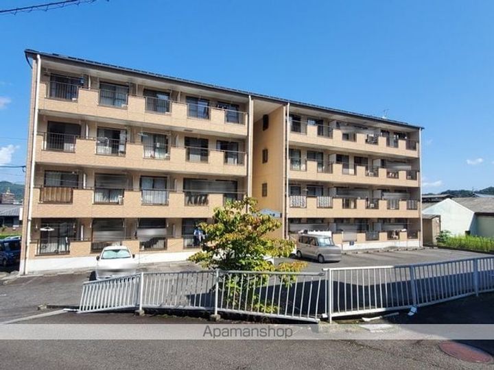 マウンティン本郷の外観