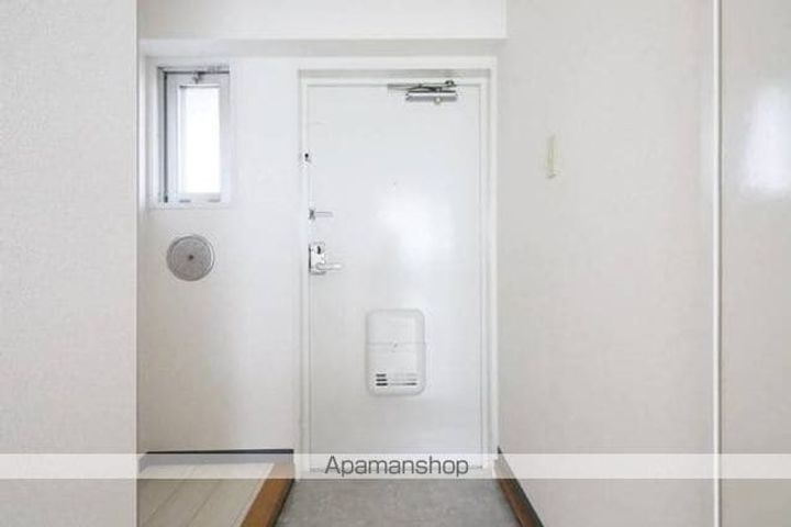 ビレッジハウス古和釜5号棟の玄関