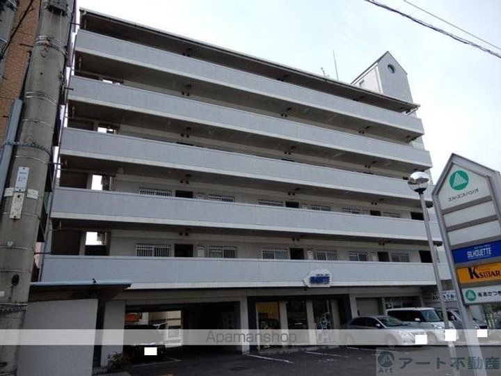 エル.エスパシオの外観