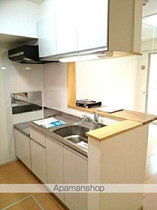 福井県あわら市二面の賃貸アパートのキッチン