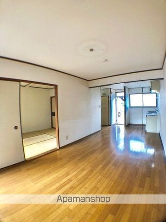 滋賀県野洲市小篠原の賃貸アパートの居間