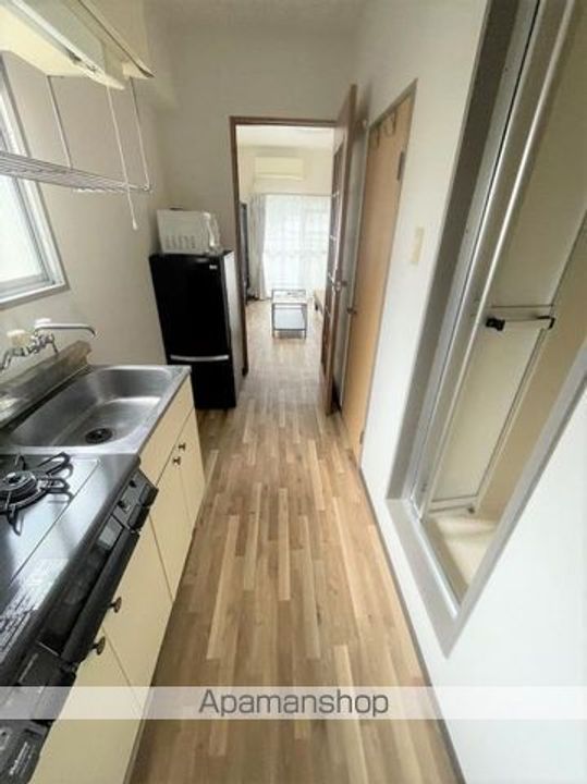 香川県高松市室新町の賃貸マンションの内装