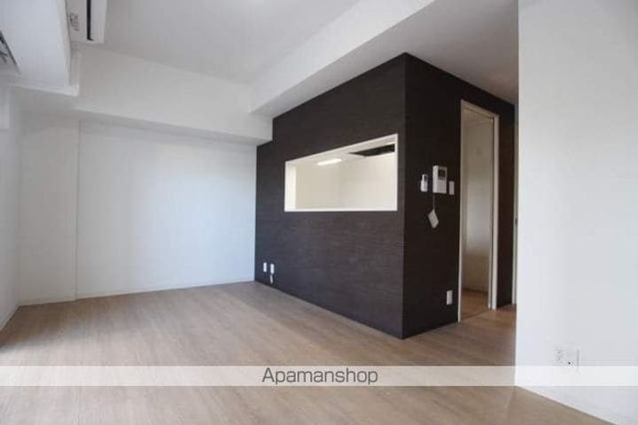 アーバンコート中央町の居間