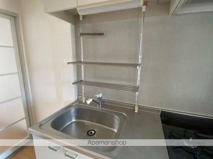 香川県高松市亀田町の賃貸アパートの内装