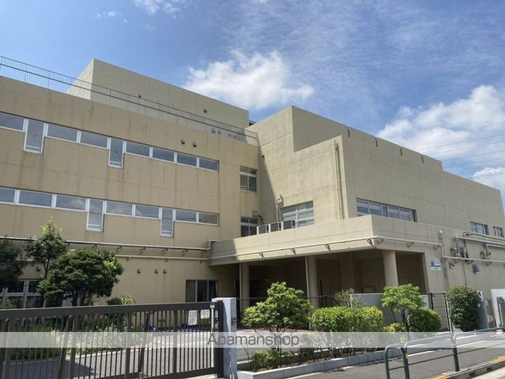 クレイノクリークハウス六町の周辺