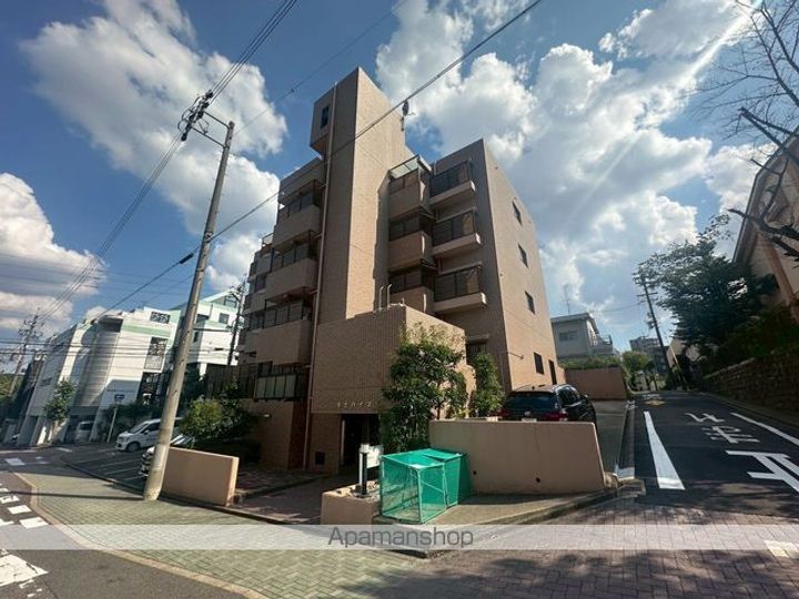 旭丘ハイツの外観