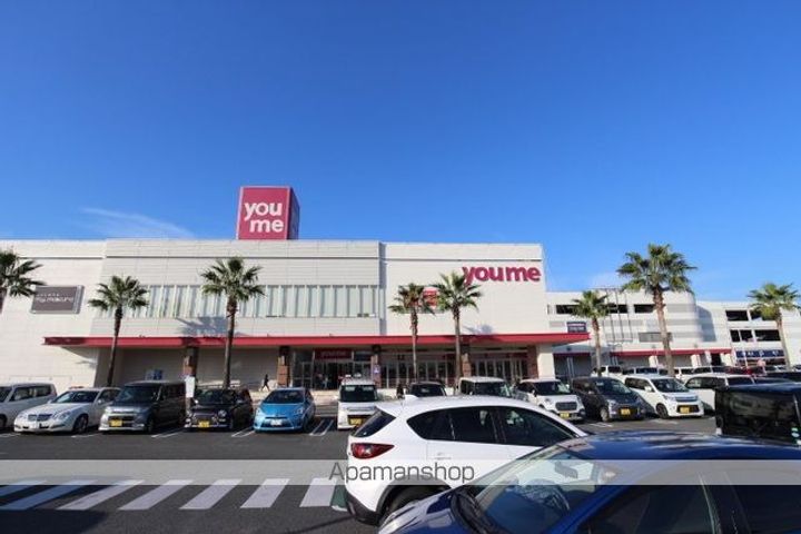 ウイングビルの周辺